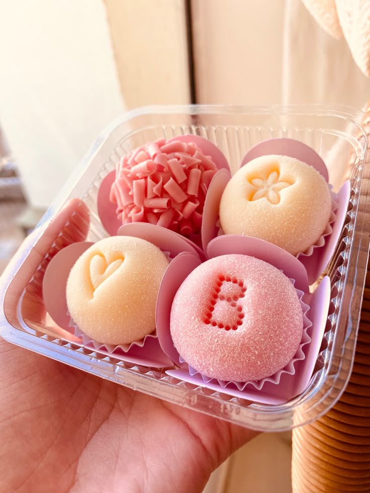 Brigadeiros decorados personalizados